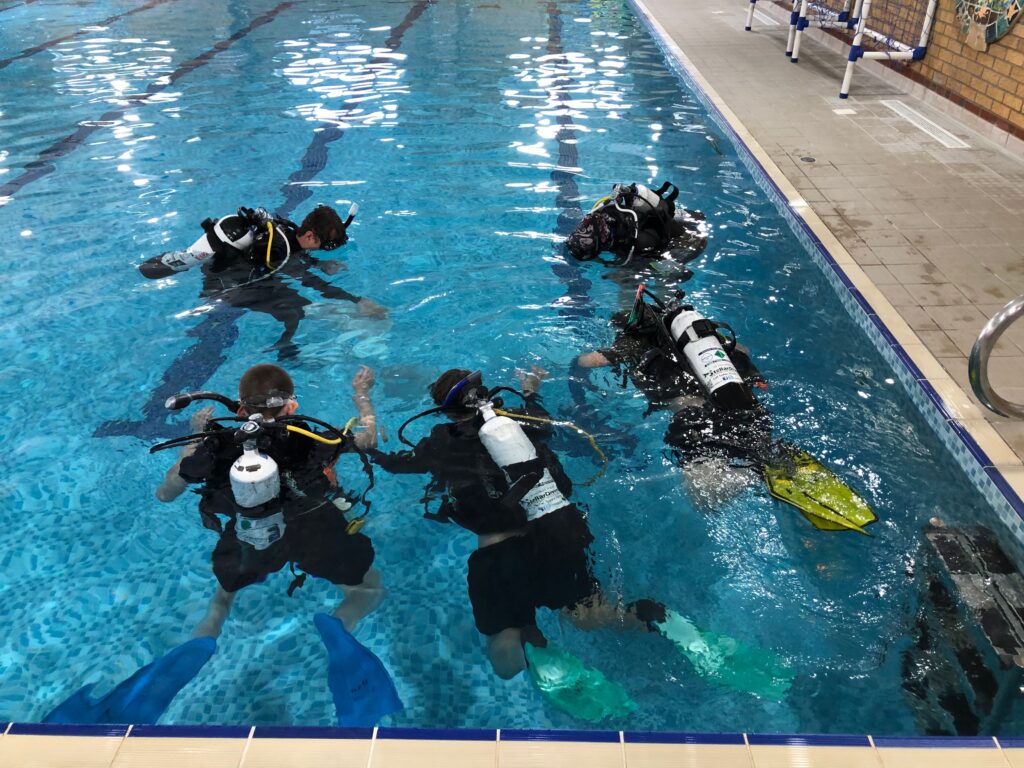 Stellar Divers, PADI, Lincoln, Scuba, Lincolnshire, Scuba Training